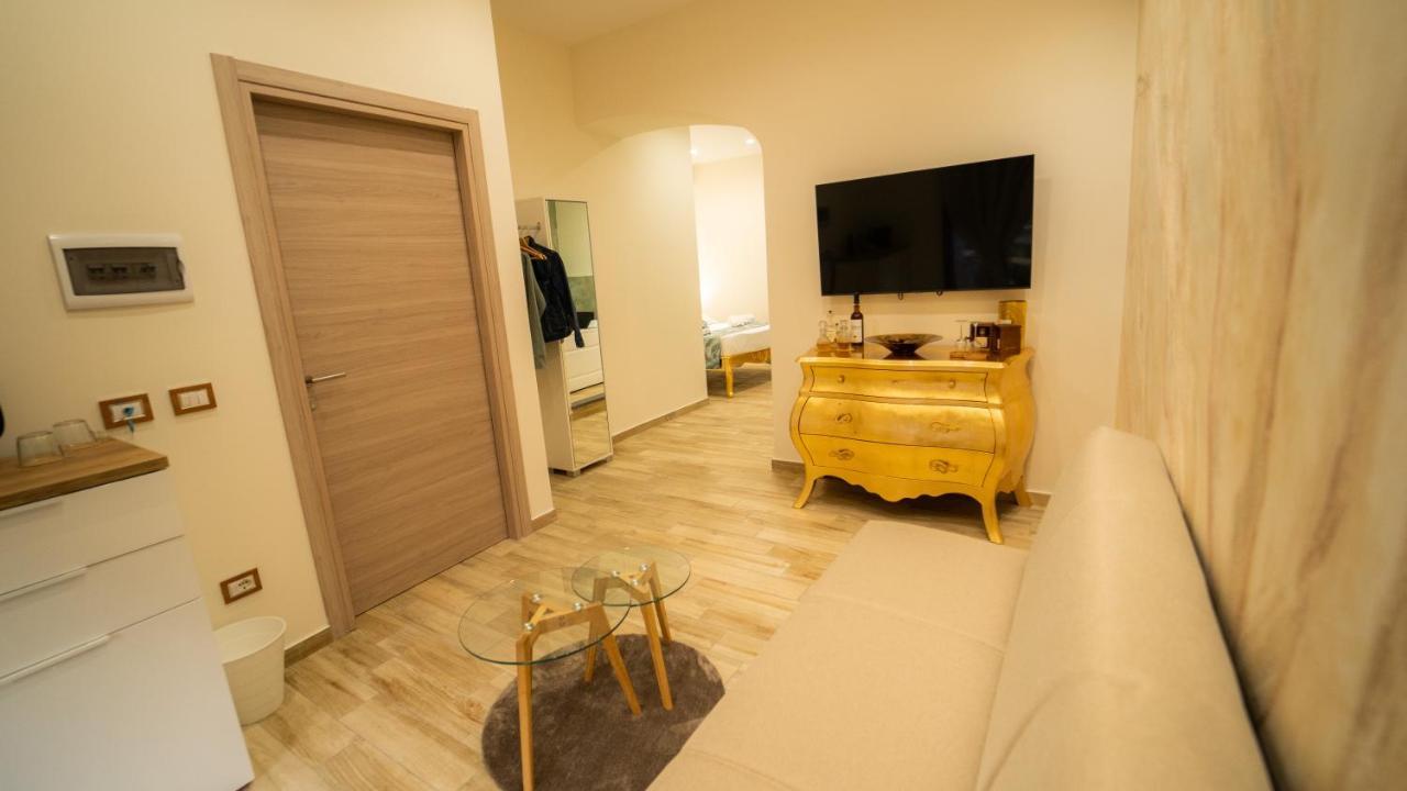 Sensoria Naxos Suites Giardini Naxos Exterior foto